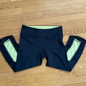 Under Armor Heat Gear Compression Leggins